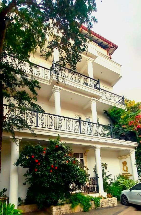 Negombo New Queen'S Palace Extérieur photo